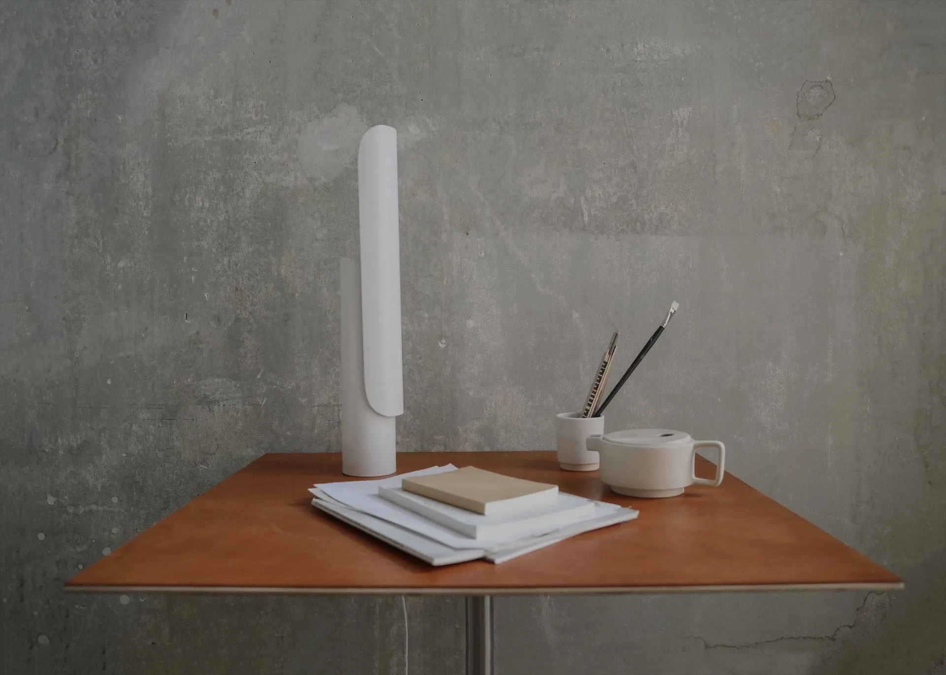 Lámpara de mesa T Lamp, Blanco FRAMA