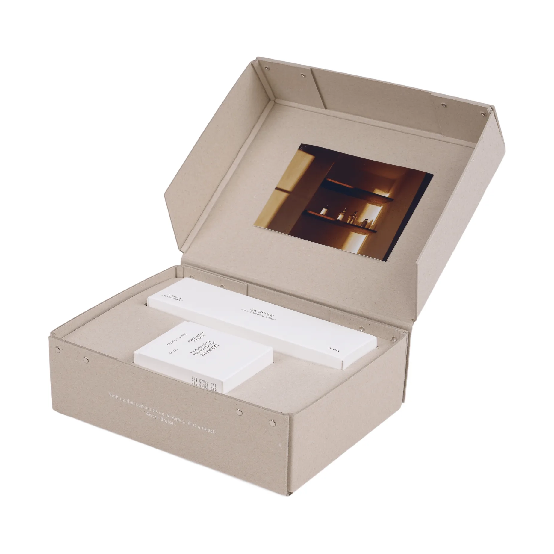 Set de regalo FRAMA con vela aromática + apagavelas, Beratan FRAMA