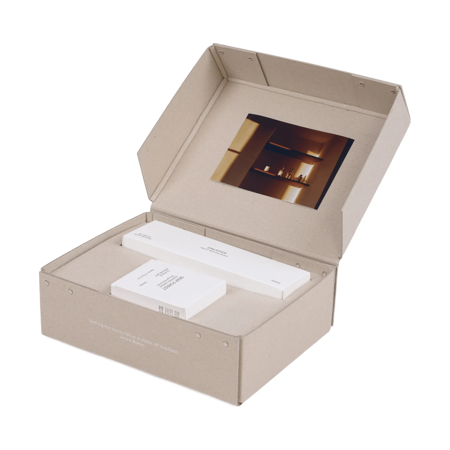 Set de regalo FRAMA con vela aromática + apagavelas, Deep Forest FRAMA