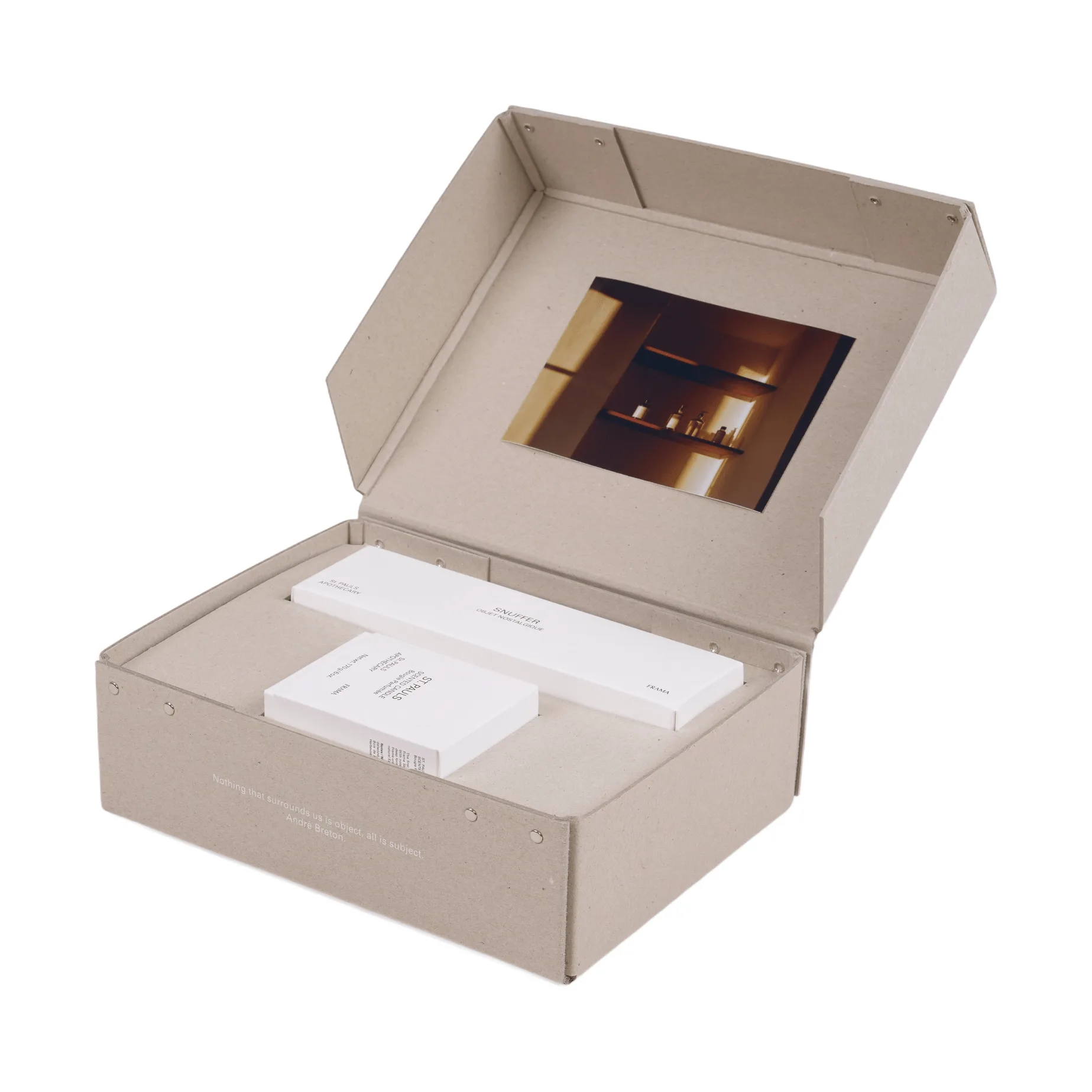 Set de regalo FRAMA con vela aromática + apagavelas, St. Pauls FRAMA