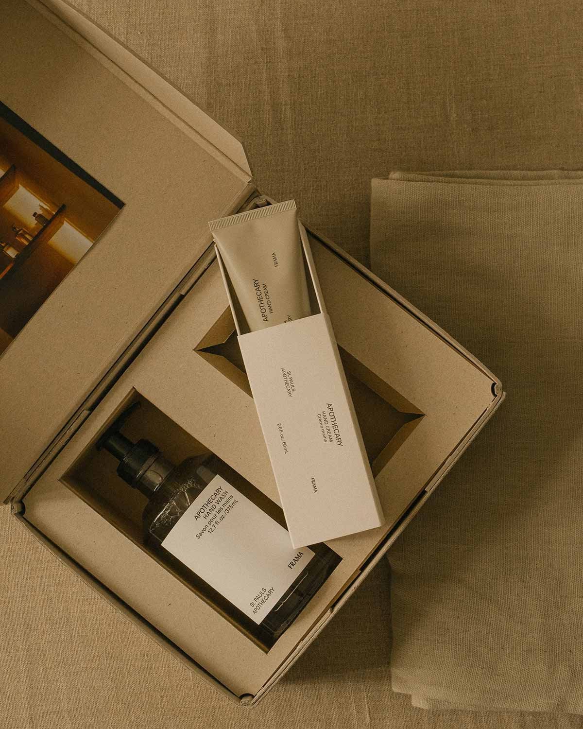 Set de regalo FRAMA de jabón de manos + crema de manos, Apothecary FRAMA