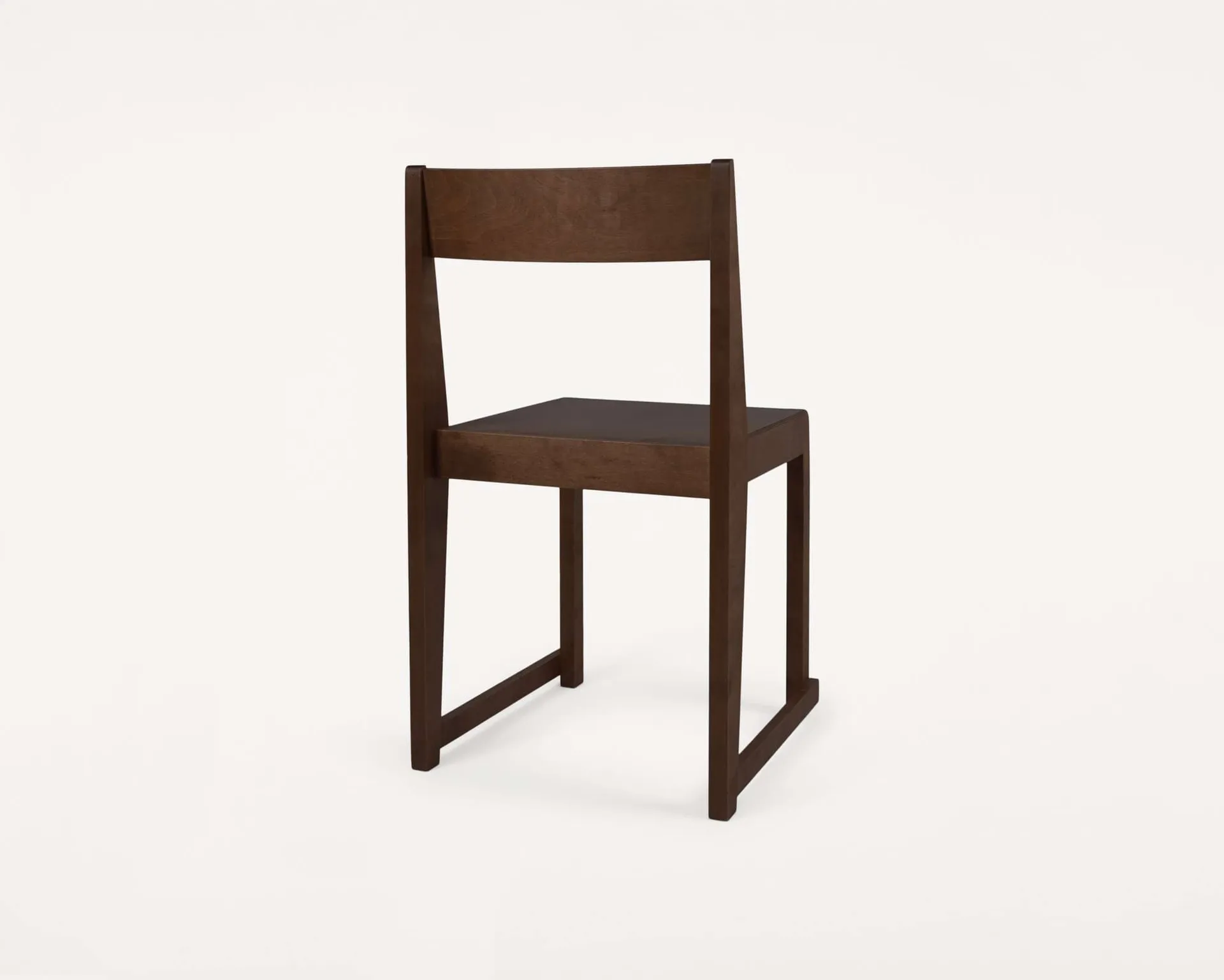 Silla Chair 01, Abedul marrón oscuro FRAMA