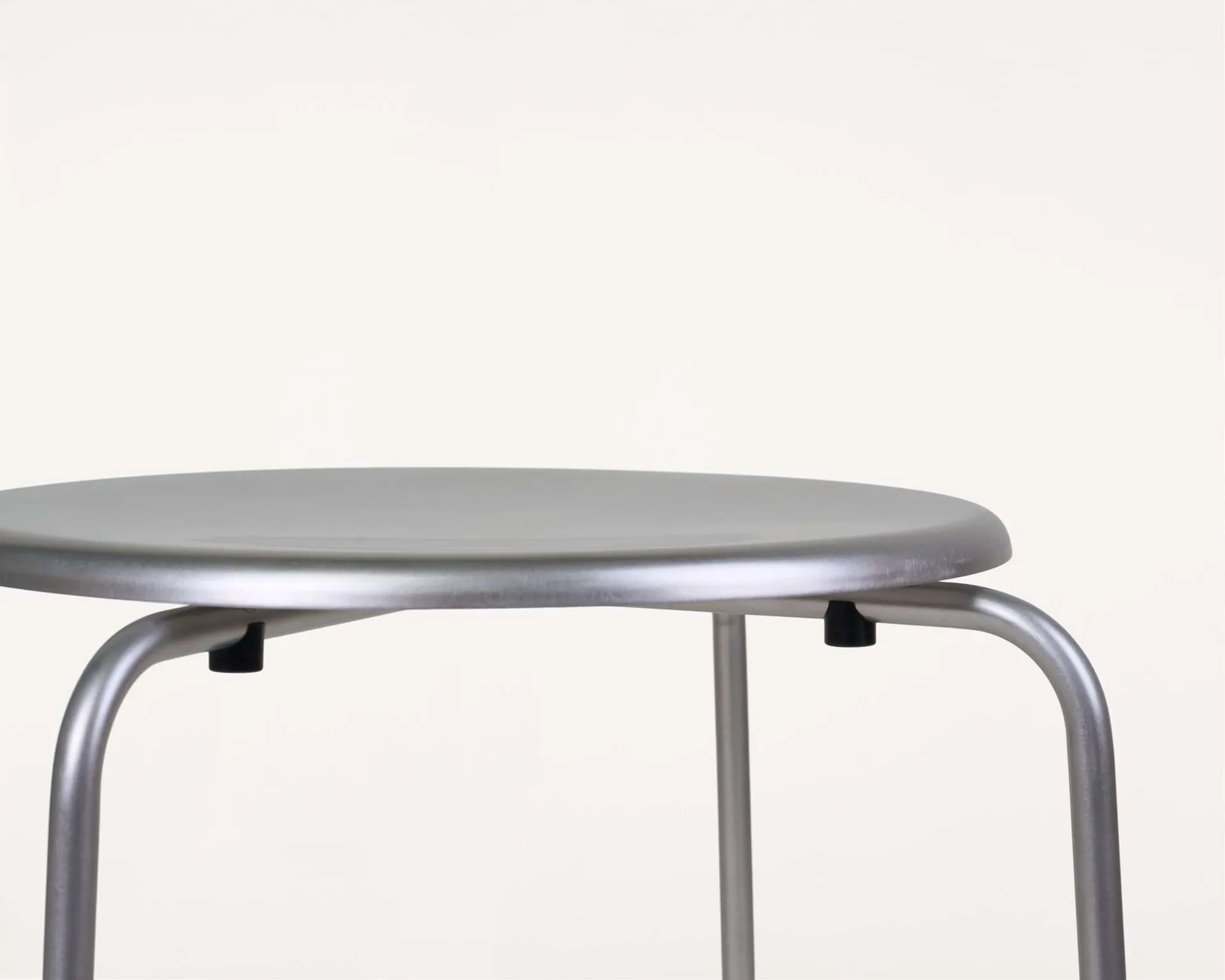 Taburete redondo Petit Rond, Acero inoxidable FRAMA