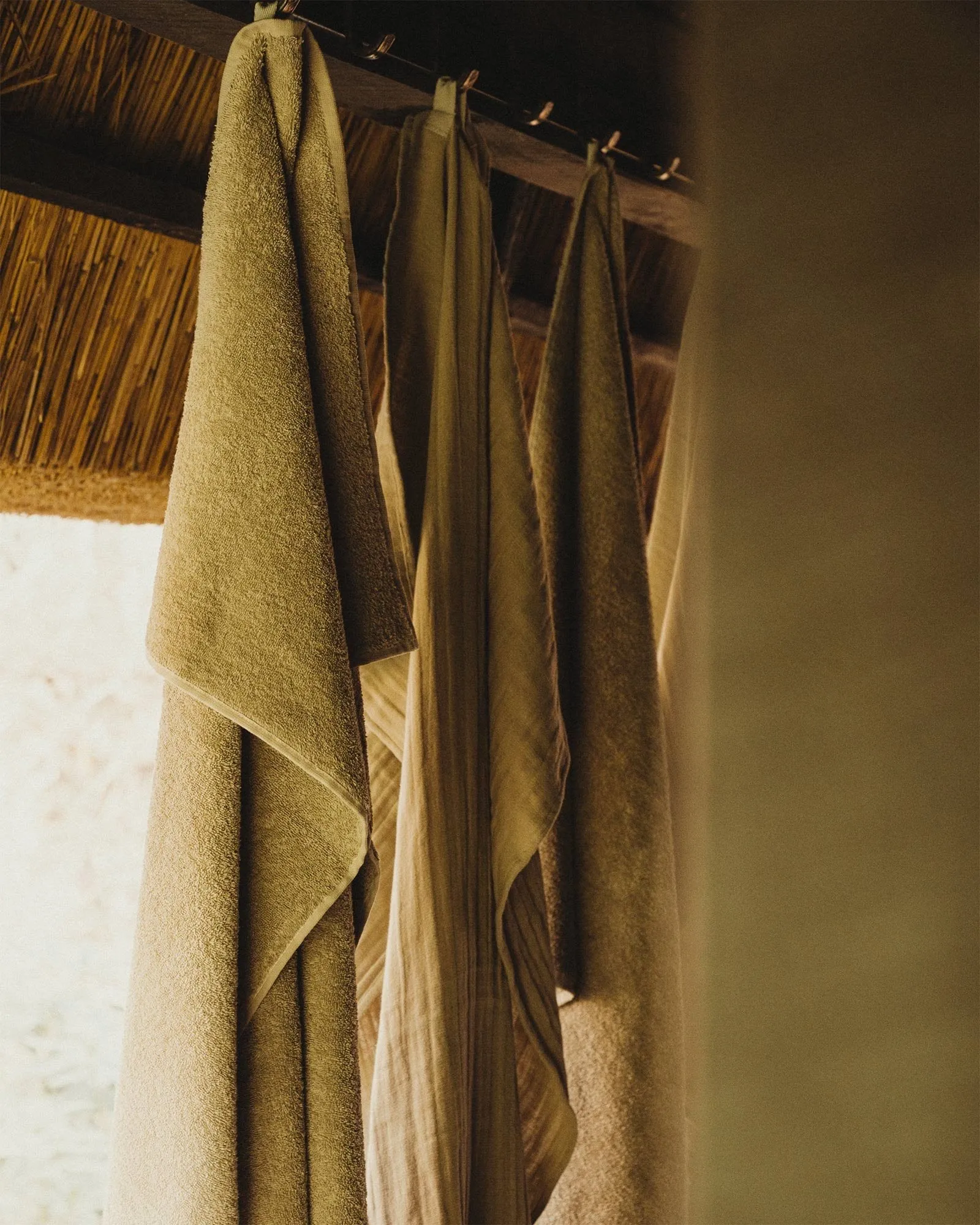 Toalla de baño Heavy Towel 150x100 cm, Sage green (verde) FRAMA
