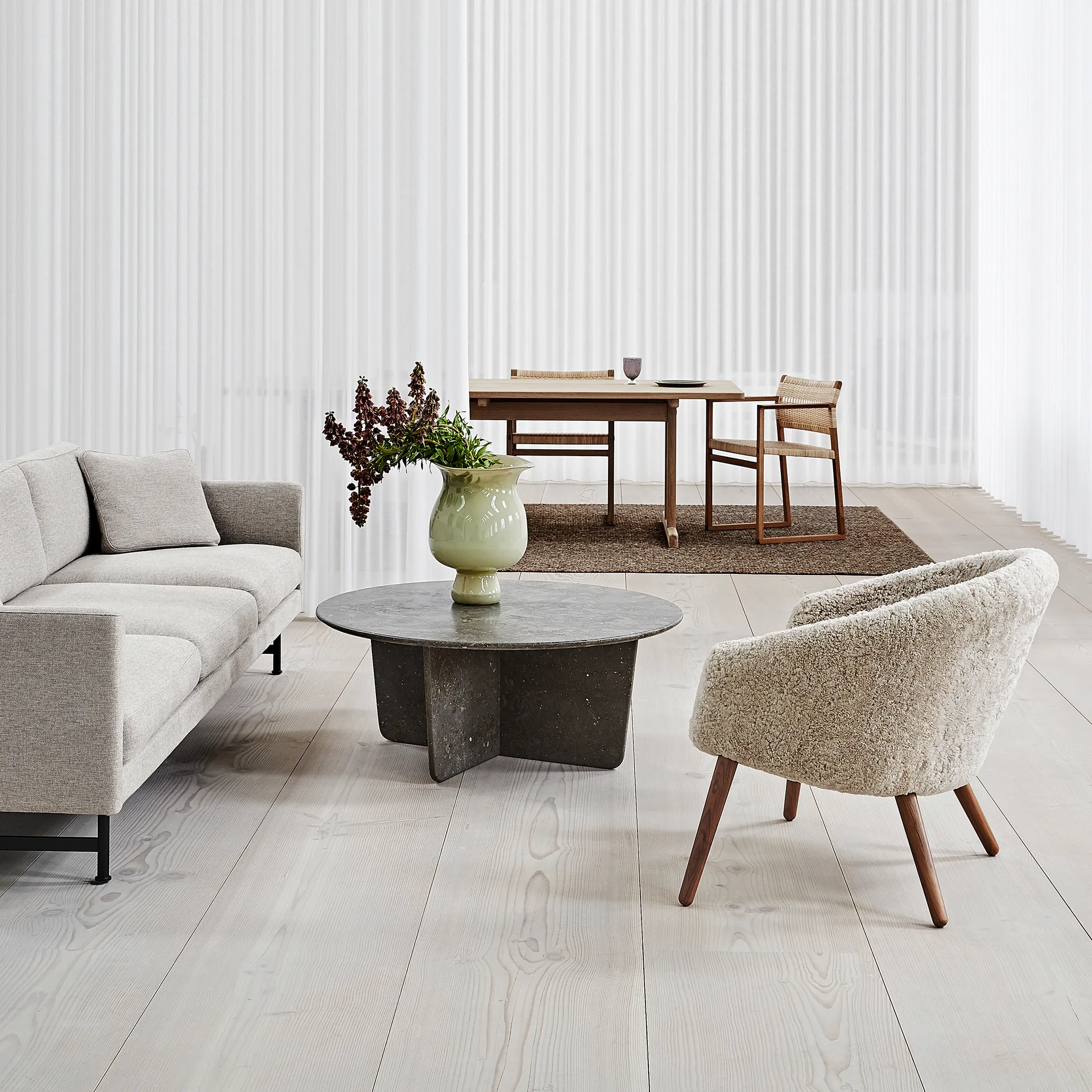 Butaca Lounge Ditzel de piel de oveja, Moonlight - walnut Fredericia Furniture