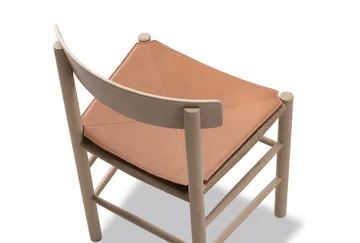 Cojín de asiento de cuero para silla J39 - Cuero Cera 905 Russet Brown - Fredericia Furniture