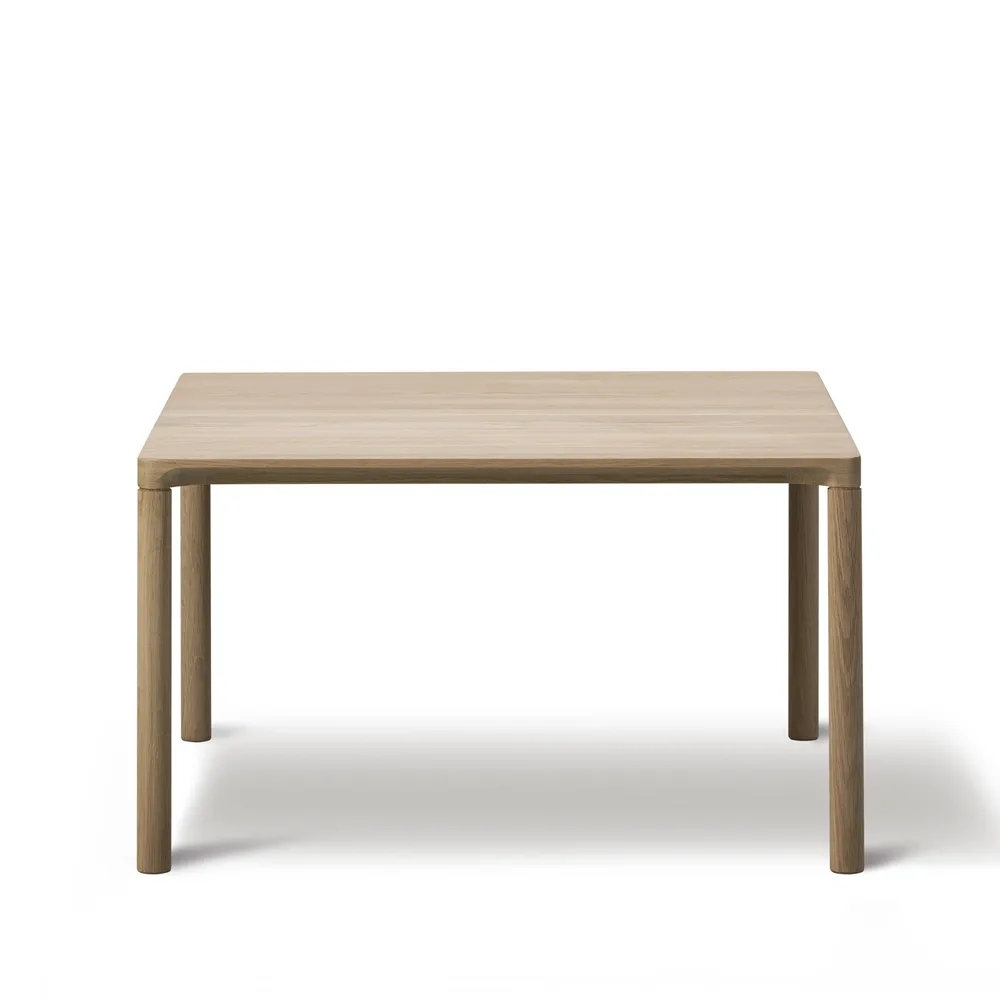 Mesa auxiliar Piloti 6725, Roble claro aceitado - altura 41 cm Fredericia Furniture