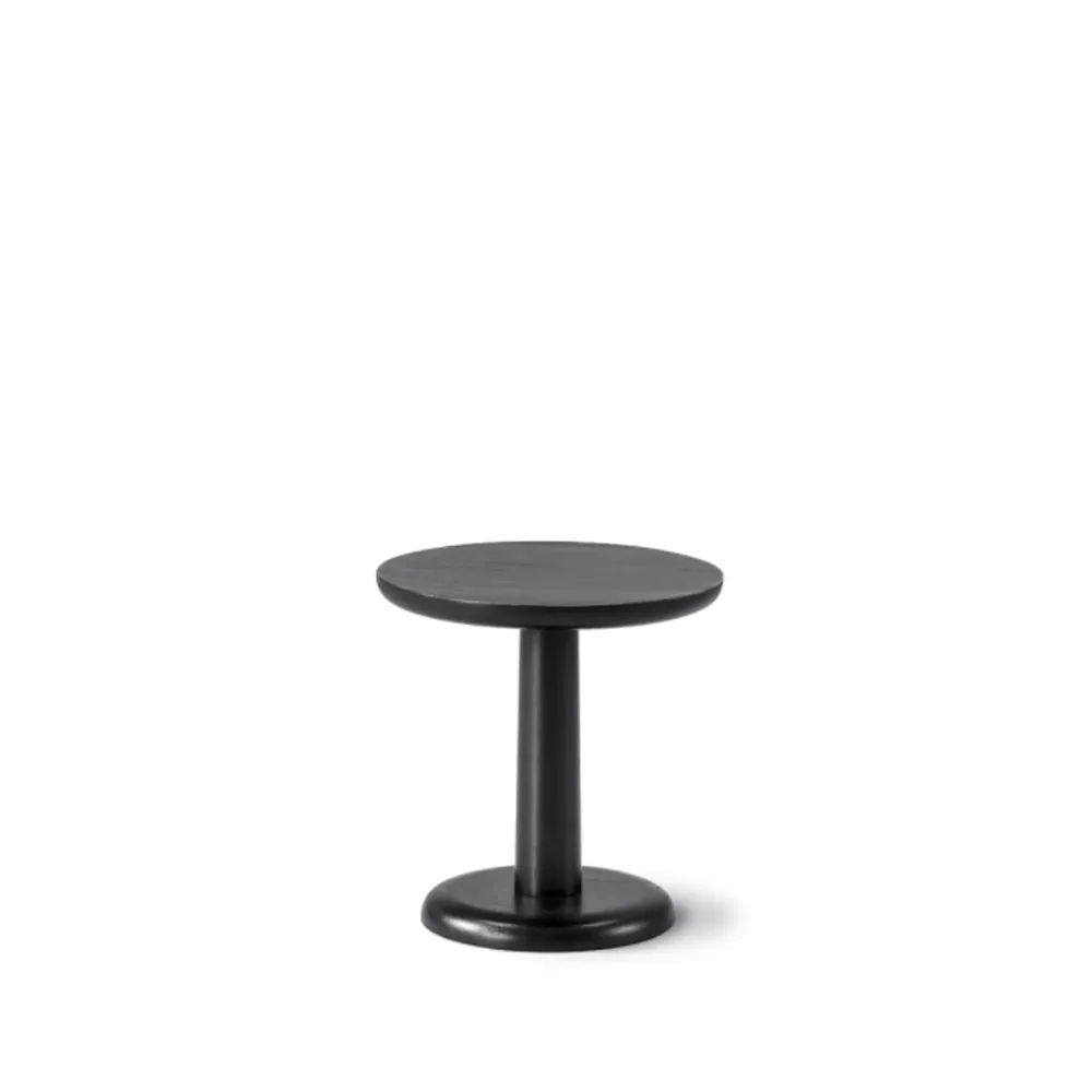 Mesa auxiliar Pon, Roble lacado negro, Ø35 cm Fredericia Furniture