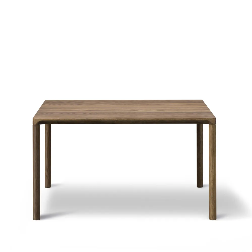 Mesa de centro Piloti 6720, Roble ahumado - altura 41 cm Fredericia Furniture