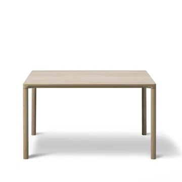 Mesa de centro Piloti 6720 - Roble enjabonado - altura 35 cm - Fredericia Furniture