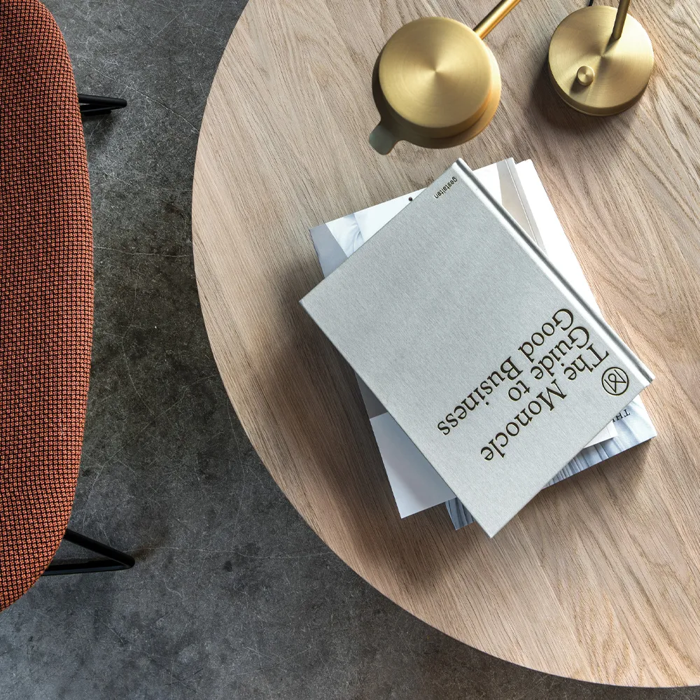 Mesa de centro Pon, Roble lacado negro Fredericia Furniture