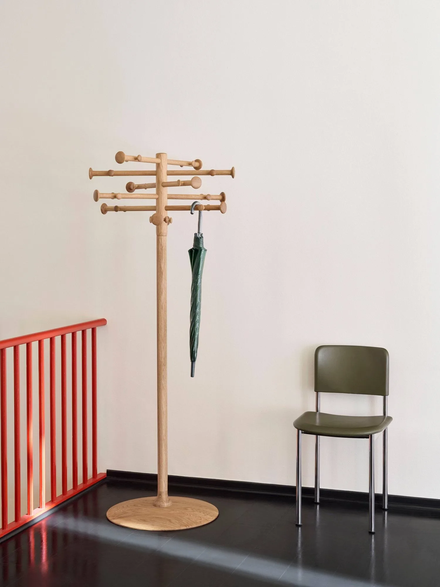 Perchero ND09, Roble aceitado, 170 cm Fredericia Furniture