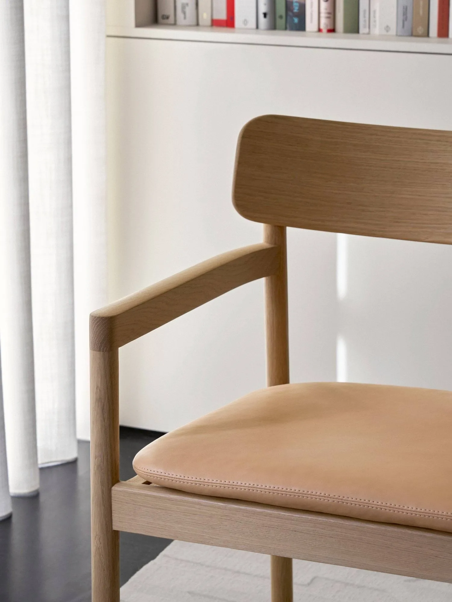 Post sillón lounge, Vegeta piel-roble aceitado claro Fredericia Furniture