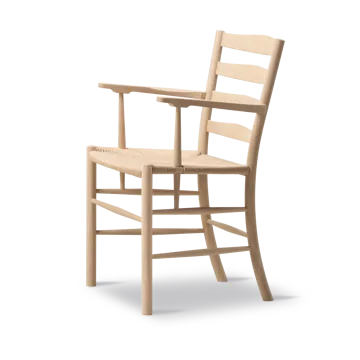 Silla con reposabrazos Klint - Trenzado natural - roble pintado negro - Fredericia Furniture