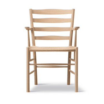 Silla con reposabrazos Klint - Trenzado natural - roble pintado negro - Fredericia Furniture