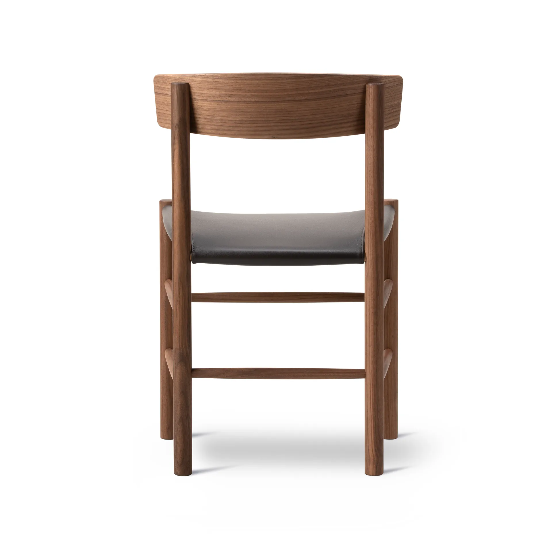 Silla J39, Aceite nogal-cuero Omni 377 marrón oscuro Fredericia Furniture