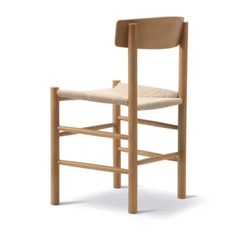 Silla J39 - Barnizado Vintage -trenzado natural - Fredericia Furniture
