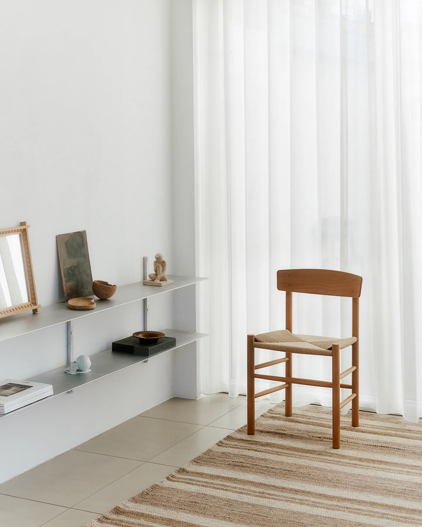 Silla J39, Barnizado Vintage -trenzado natural Fredericia Furniture