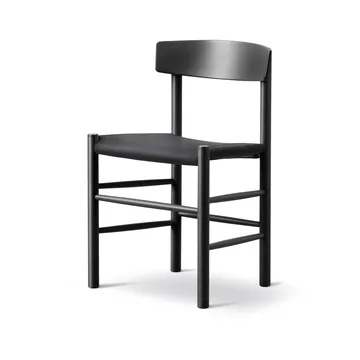 Silla J39 - Haya lacada en negro-black canvas - Fredericia Furniture