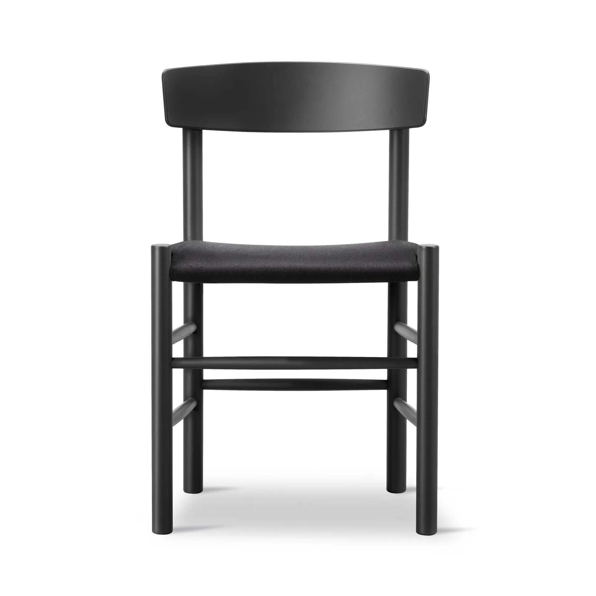 Silla J39, Haya lacada en negro-black canvas Fredericia Furniture