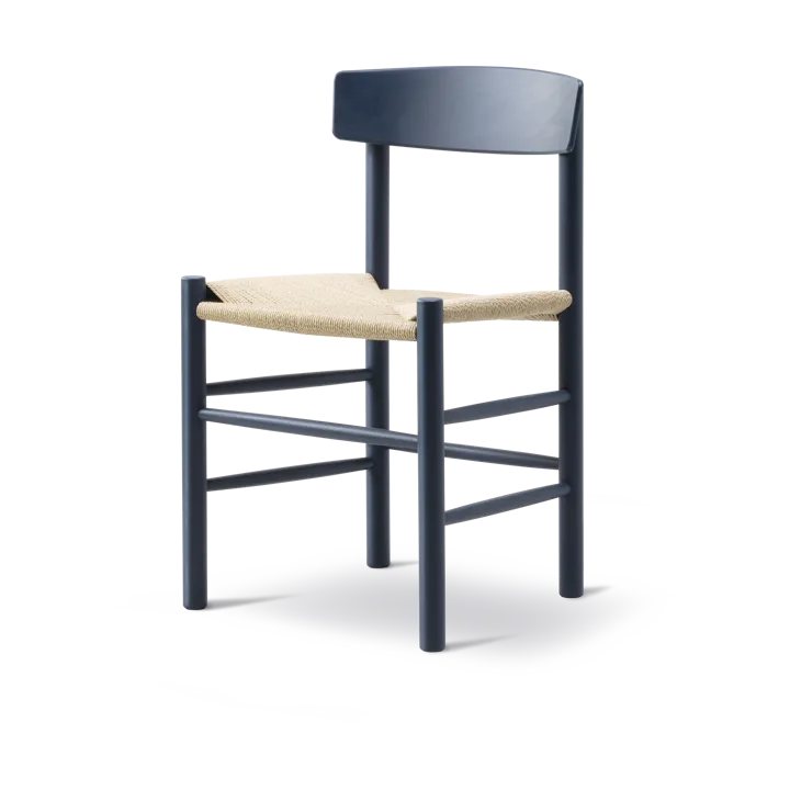 Silla J39 - Indigo blue-trenzado natural - Fredericia Furniture