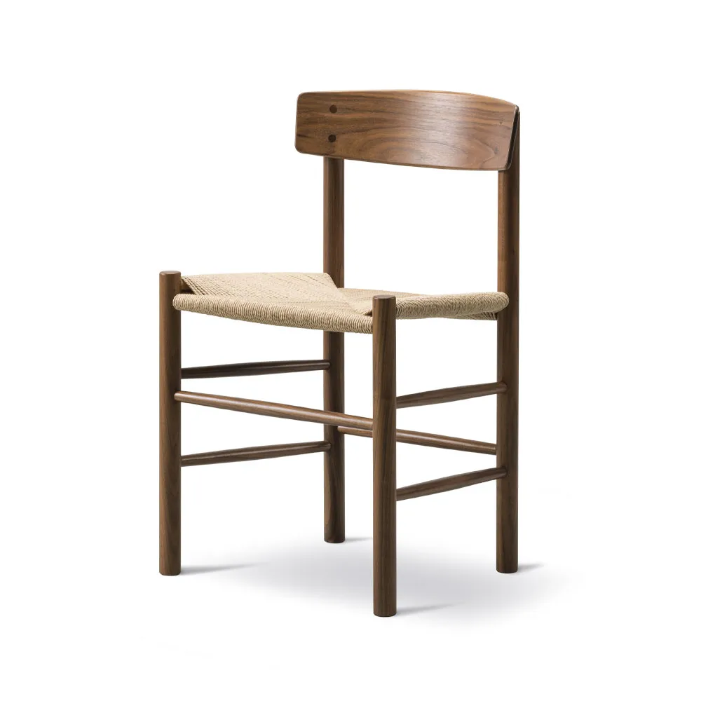 Silla J39, Nogal aceitado - trenzado natural Fredericia Furniture