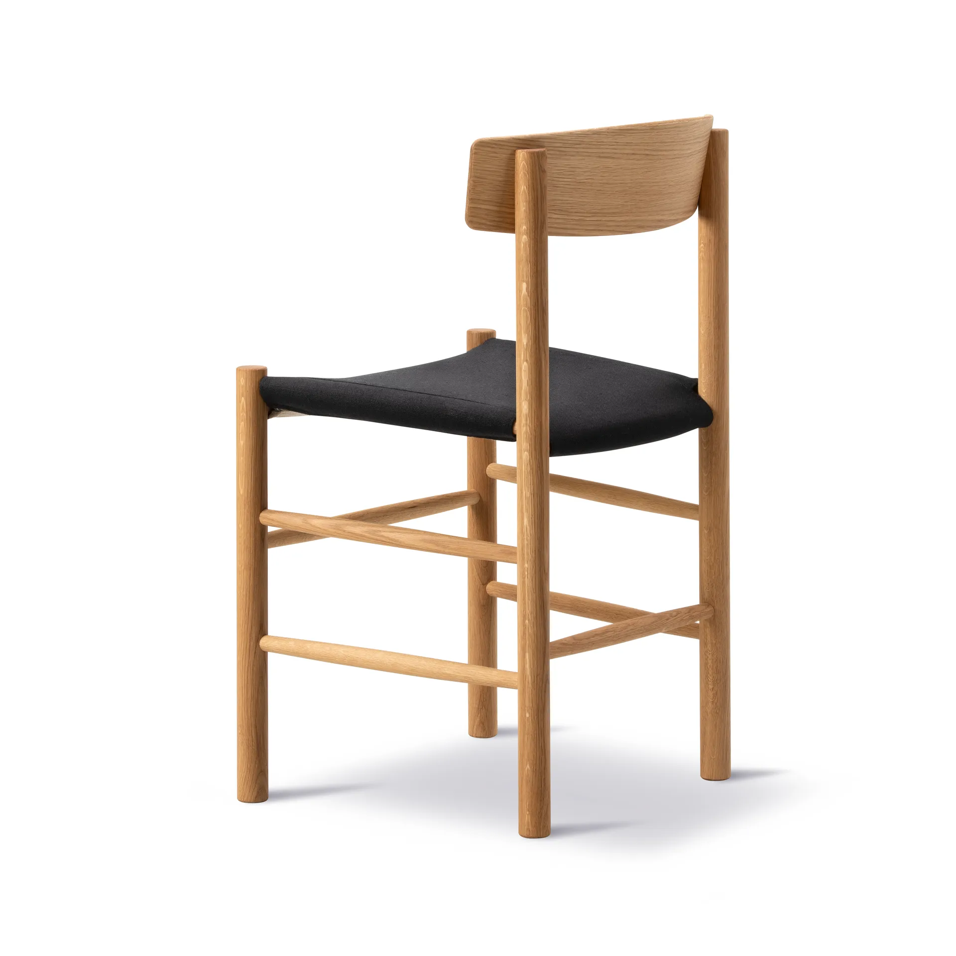 Silla J39, Roble aceitado-lienzo negro Fredericia Furniture