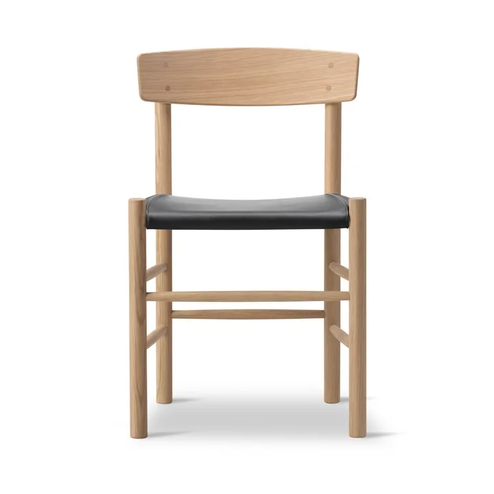Silla J39 - Roble enjabonado-cuero Omni 301 Negro - Fredericia Furniture