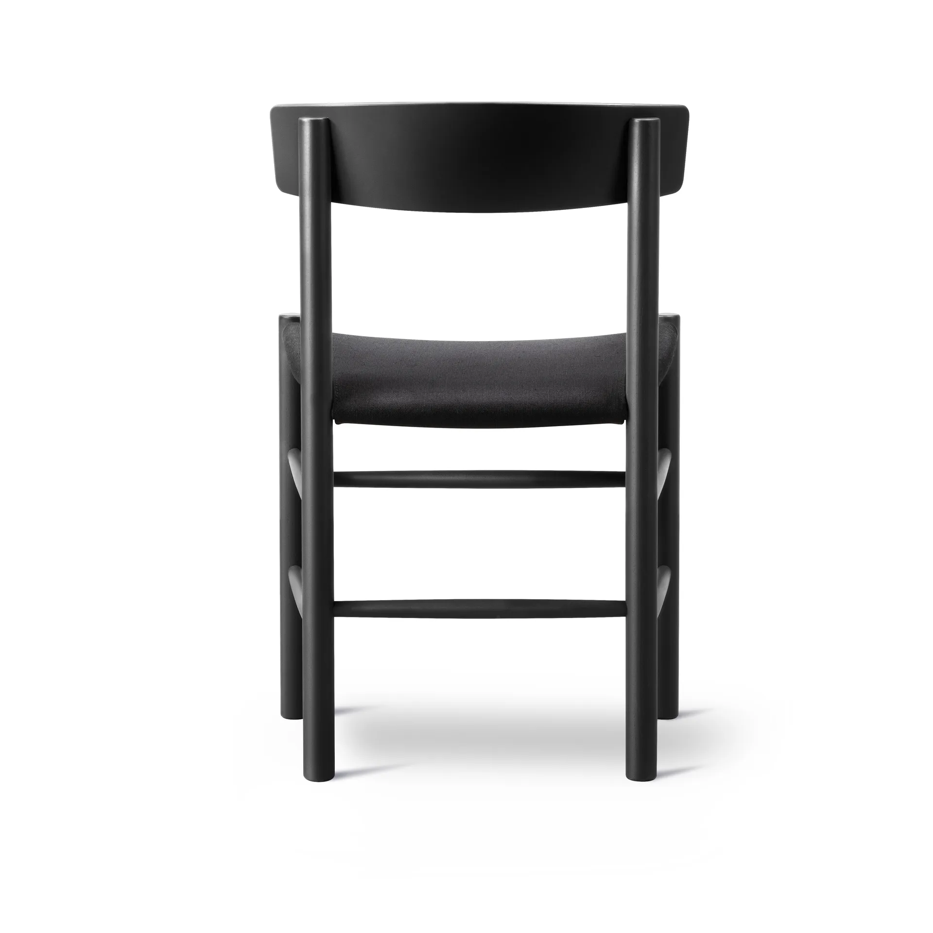 Silla J39, Roble lacado en negro-lona negra Fredericia Furniture