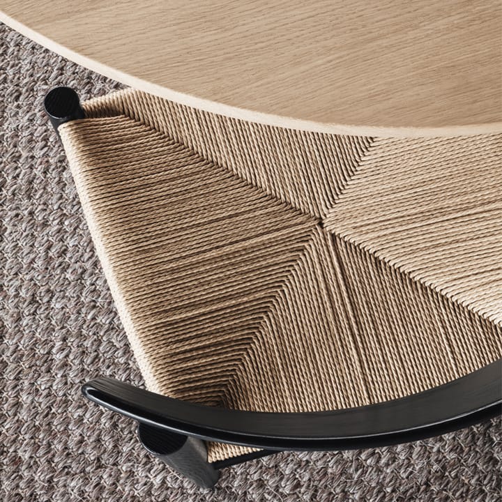 Silla J39, Roble lacado negro - trenzado natural Fredericia Furniture