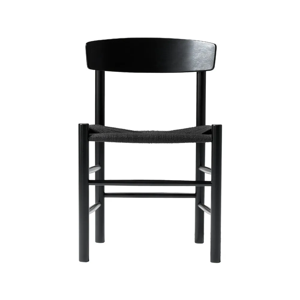 Silla J39, Roble lacado  negro - trenzado negro Fredericia Furniture