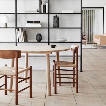 Silla J39 - Roble lacado  negro - trenzado negro - Fredericia Furniture
