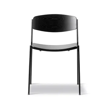 Silla Lynderup 3080 - Fresno negro - estructura de acero negro - Fredericia Furniture