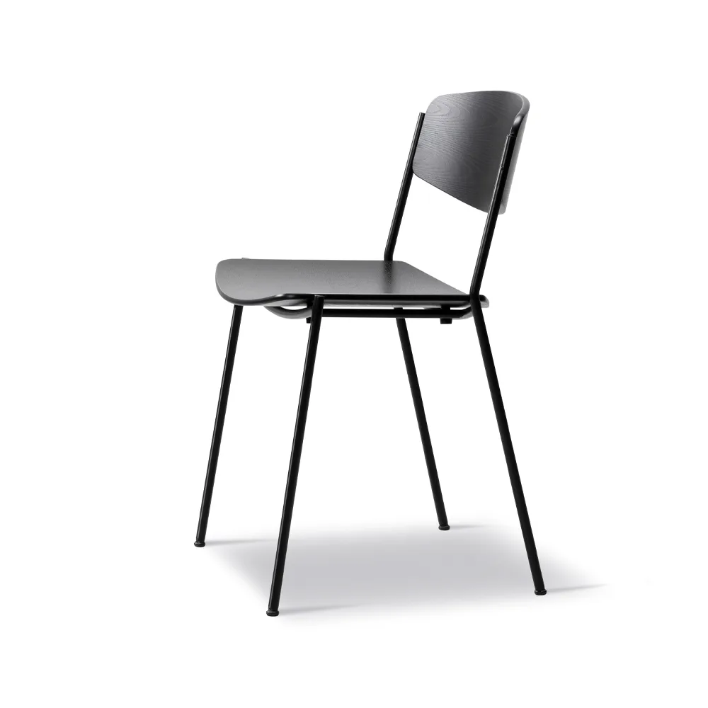 Silla Lynderup 3080, Fresno negro - estructura de acero negro Fredericia Furniture