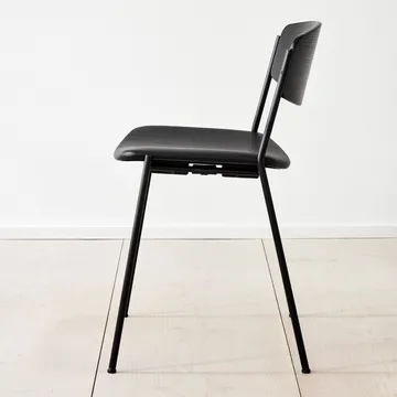 Silla Lynderup 3081 - Cuero omni 301-negro - Fredericia Furniture
