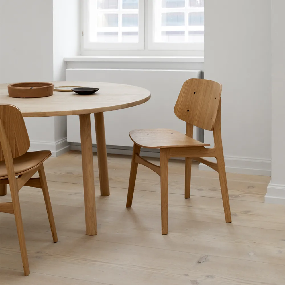 Silla Søborg wood, Roble barnizado Fredericia Furniture