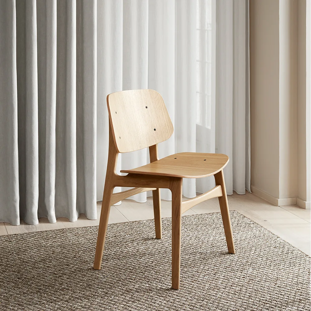 Silla Søborg wood, Roble barnizado Fredericia Furniture