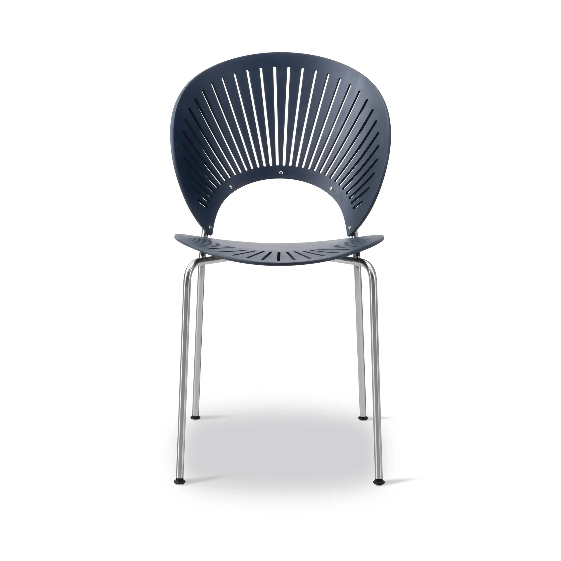 Silla Trinidad 3398, Nordic blue-cromo Fredericia Furniture