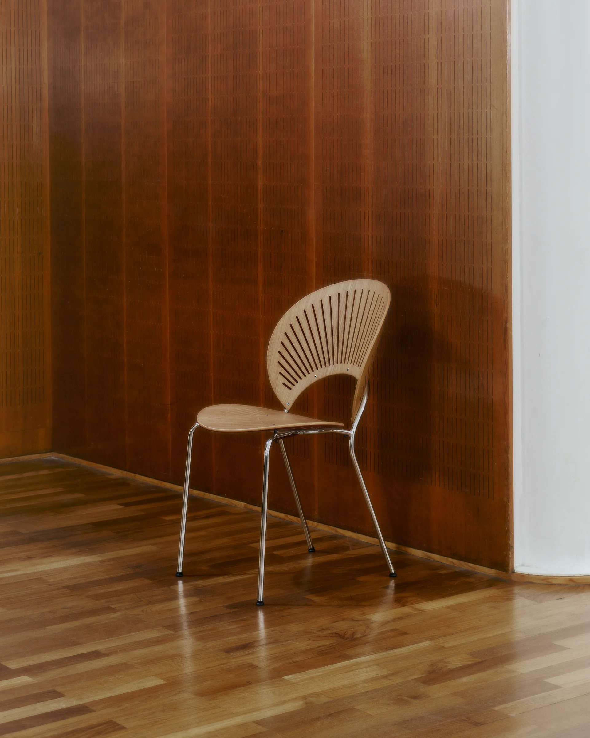 Silla Trinidad 3398, Roble aceitado - acero inoxidable cepillado Fredericia Furniture