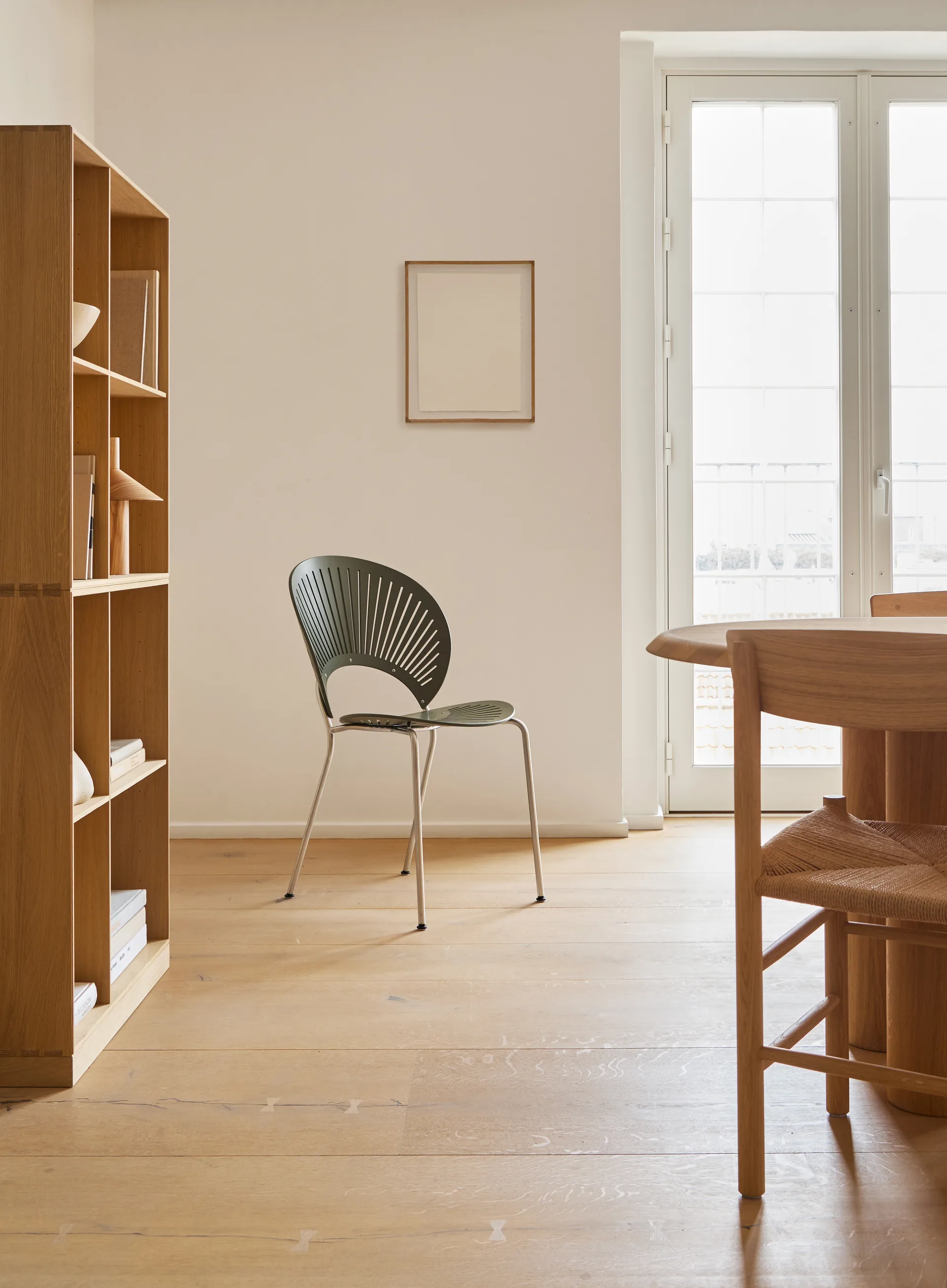 Silla Trinidad 3398, Verde caqui-crom Fredericia Furniture