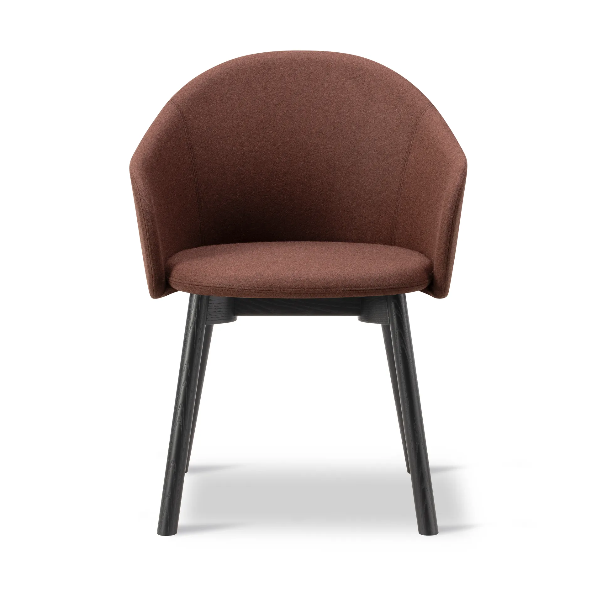 Sillón Gomo Armchair con base de madera, Blazer CUZ4D Dunalk-roble lacado en negro Fredericia Furniture