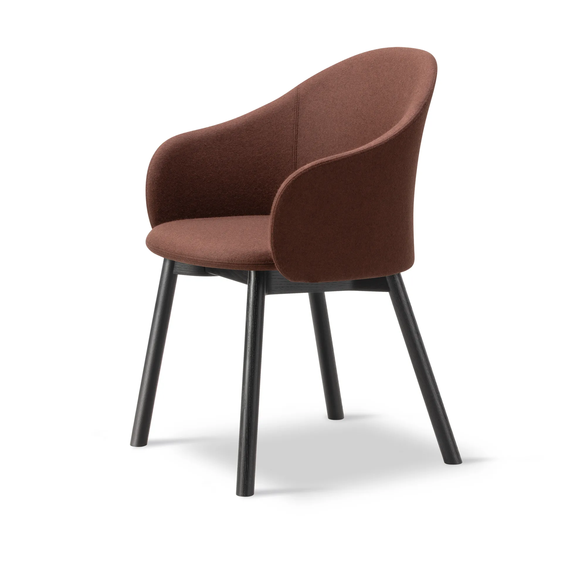 Sillón Gomo Armchair con base de madera, Blazer CUZ4D Dunalk-roble lacado en negro Fredericia Furniture