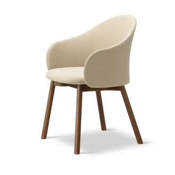 Sillón Gomo Armchair con base de madera - Mylla 221-roble ahumado barnizado - Fredericia Furniture