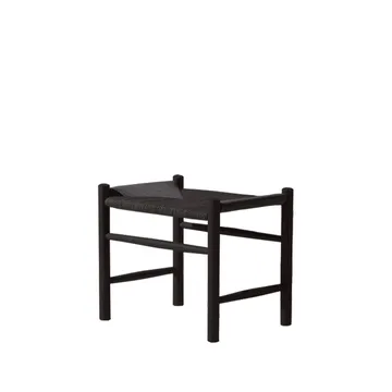 Taburete J16 - Negro-roble lacado negro - Fredericia Furniture