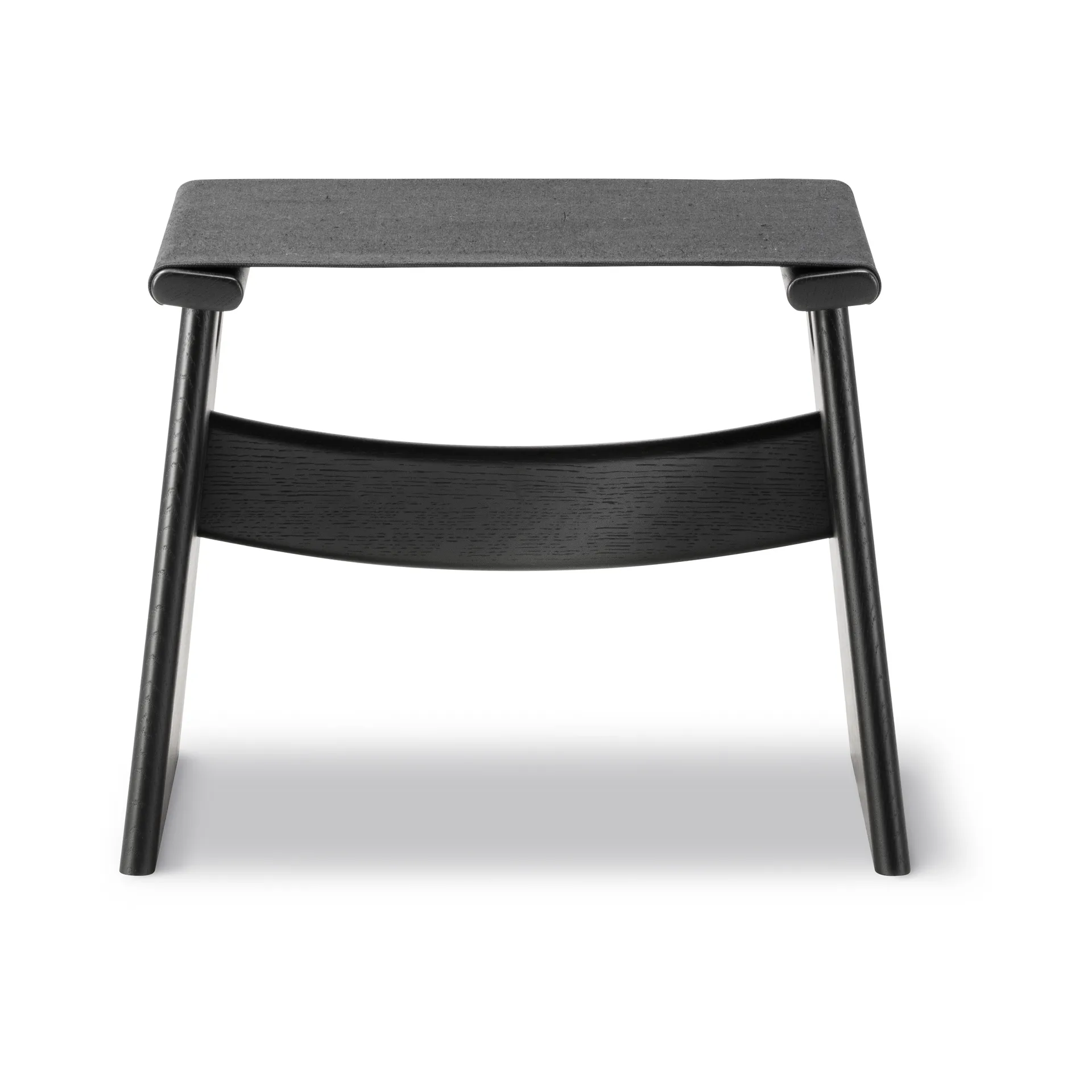 Taburete Seto, Canvas negro - roble lacado negro, incl. cojín de cuero negro Fredericia Furniture