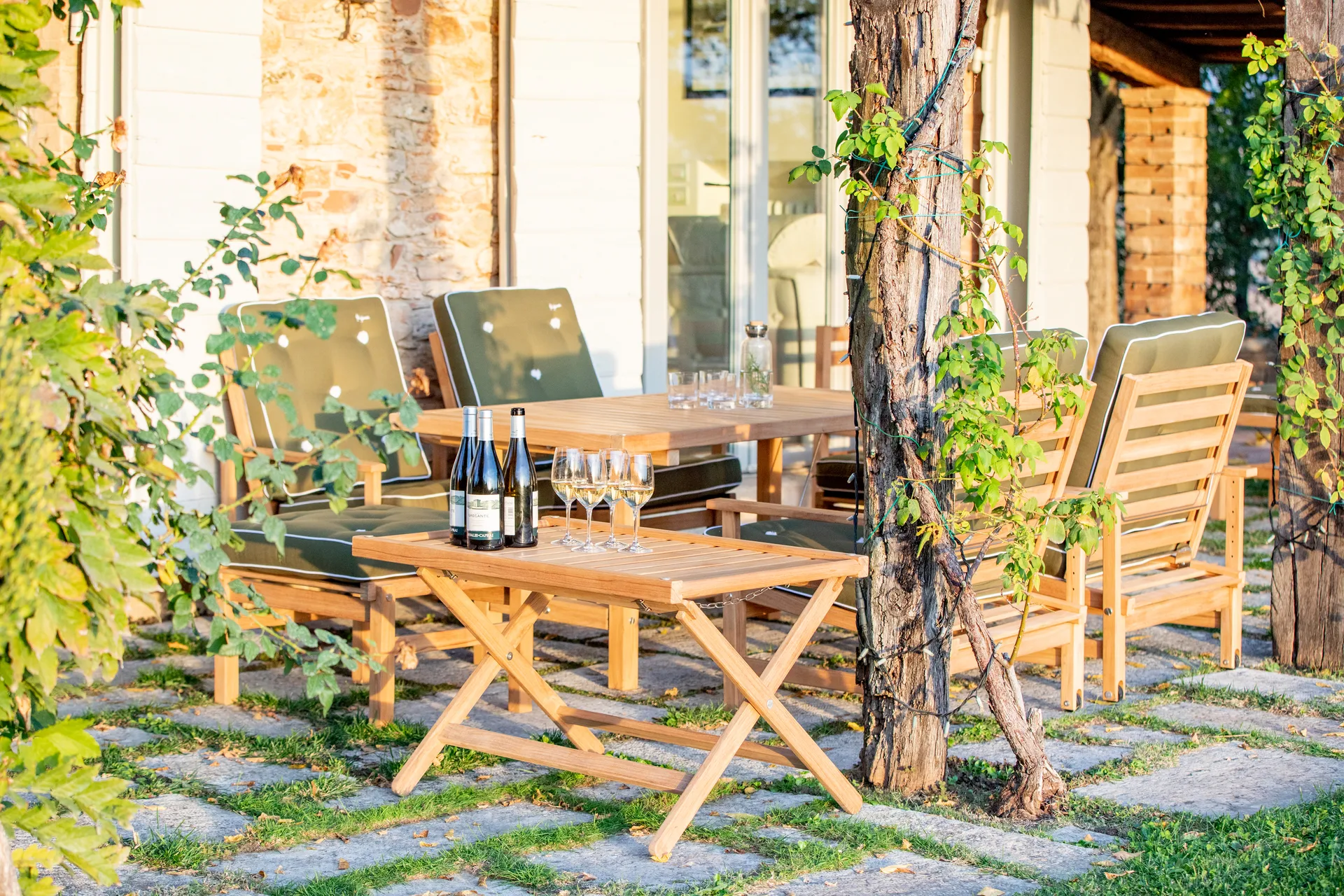 Mesa auxiliar de ladrillos 60 , Teca, 59×94 cm Fri Form