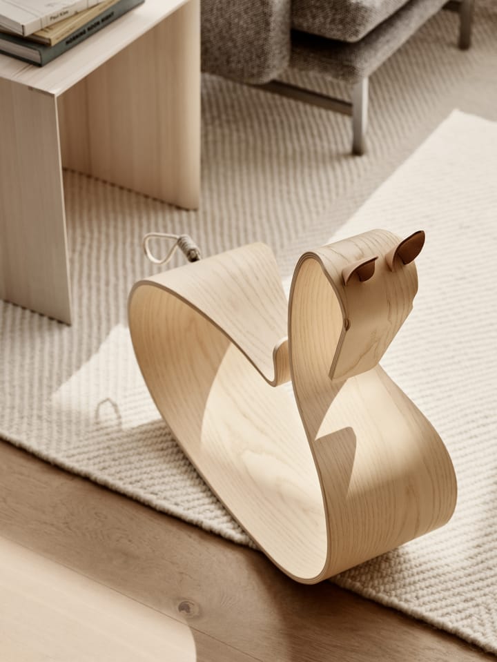 Caballito balancín Rocking Horse, Fresno lacado incoloro Fritz Hansen