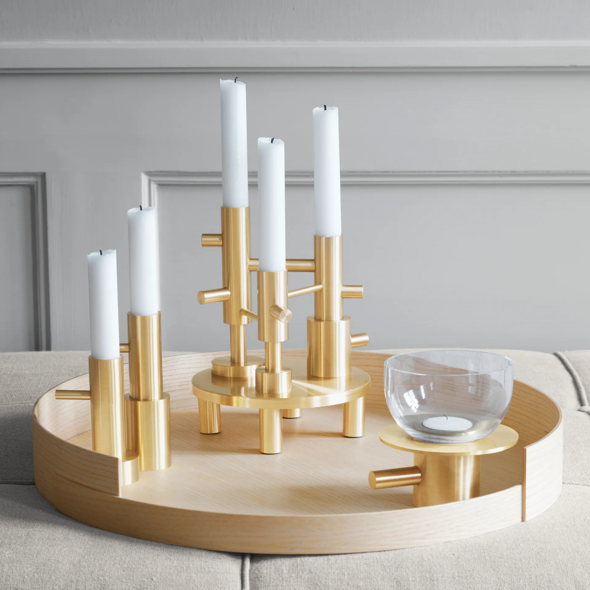 Candelabro Jaime Hayon Single latón, #1 Fritz Hansen
