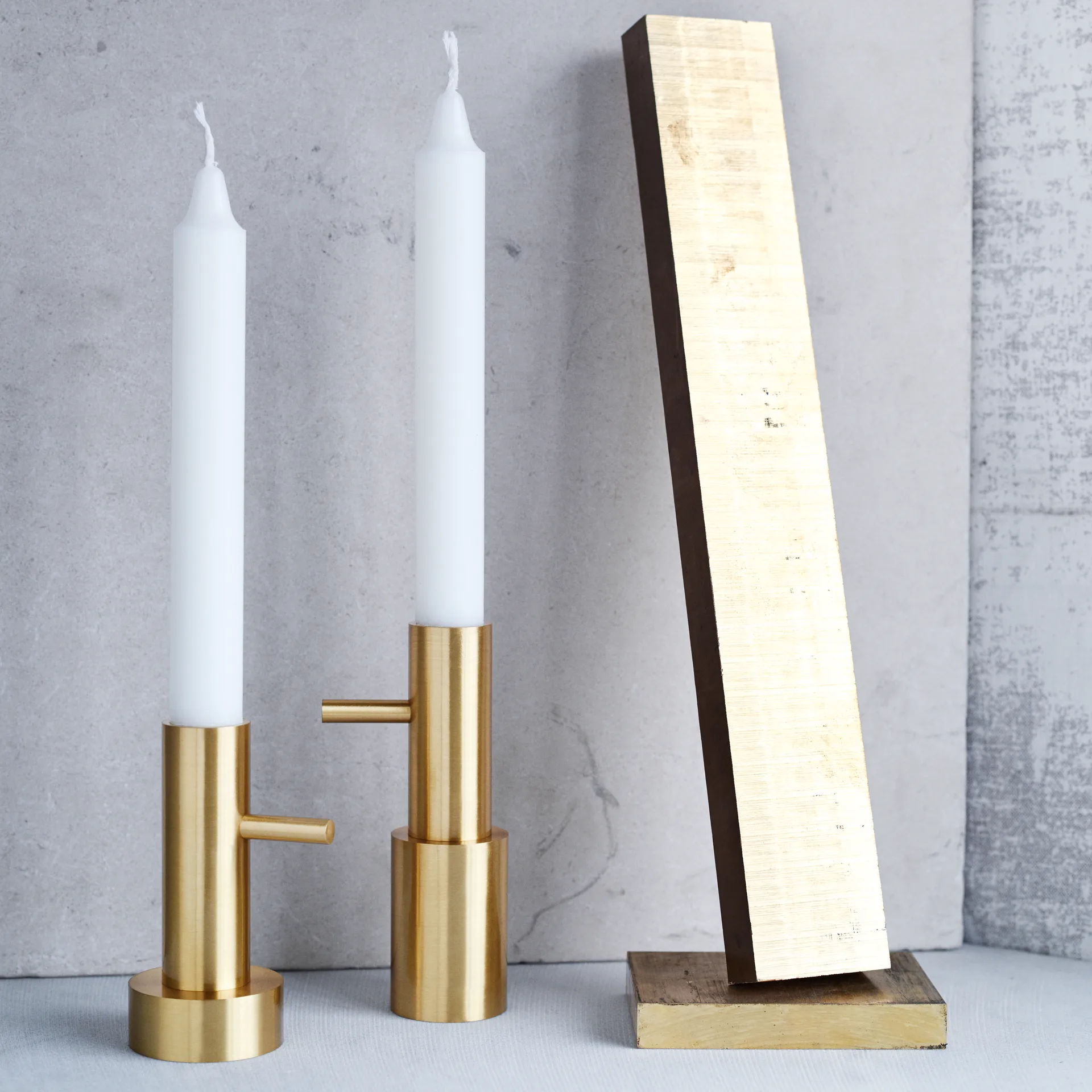 Candelabro Jaime Hayon Single latón, #2 Fritz Hansen