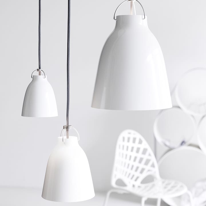 Lámpara colgante Caravaggio 1, Vidrio opal blanco-cable textil gris Fritz Hansen